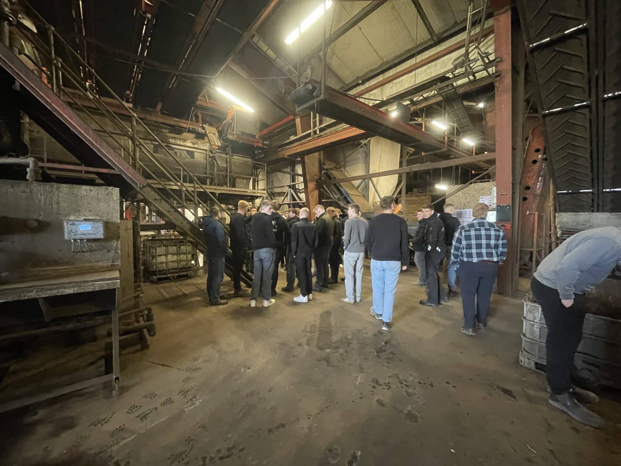 I tirsdags havde vi fornøjelsen af at byde velkommen til 26 elever fra Asmildkloster Landbrugsskole.